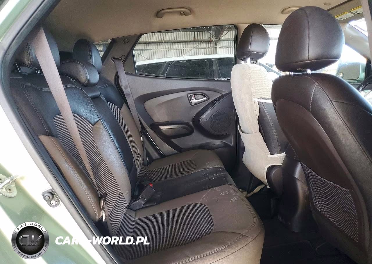 2011 Hyundai Tucson Gls VIN:KM8JUCAC7BU229690 - 11