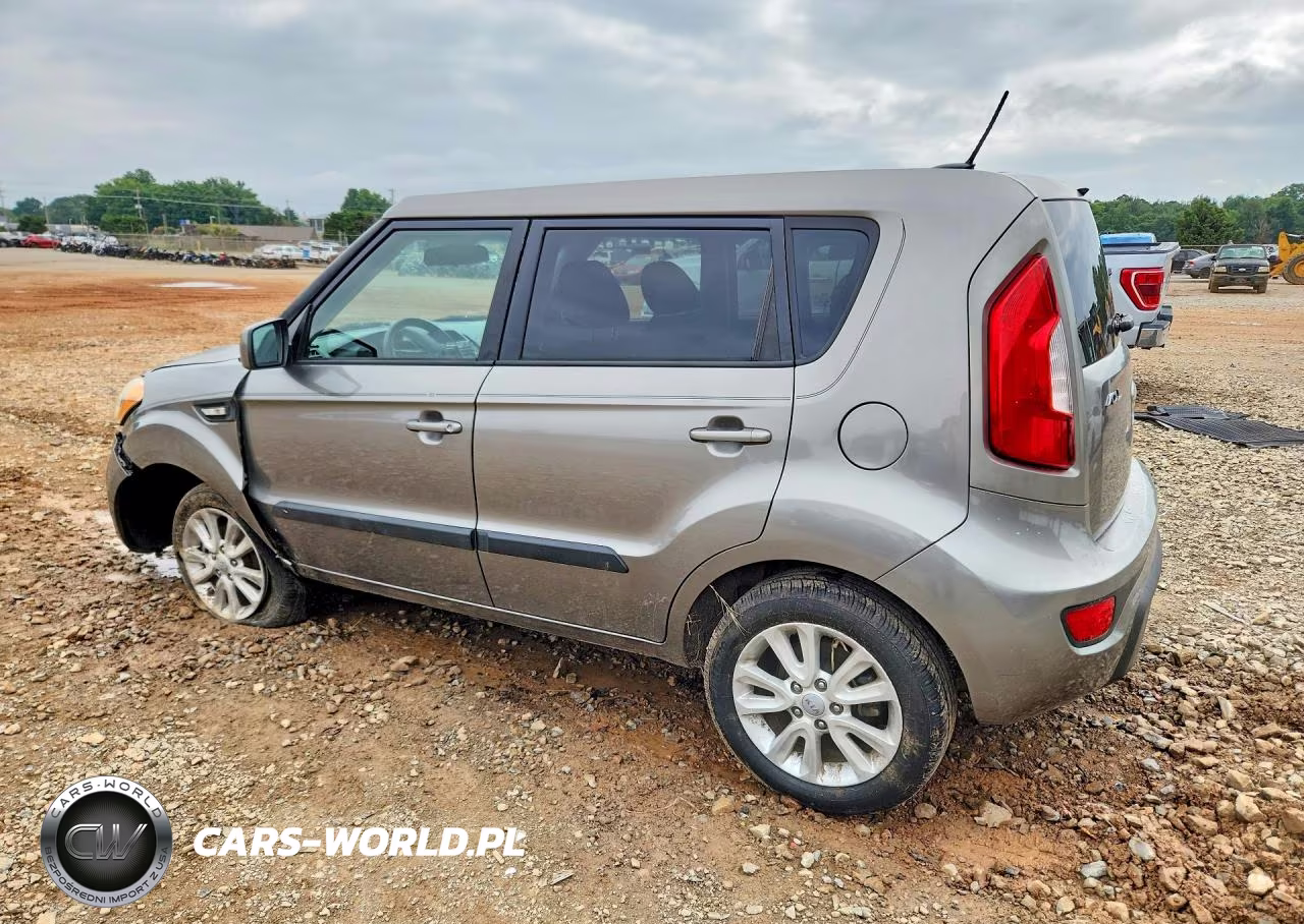 2013 Kia Soul Base VIN:KNDJT2A50D7595608 - 2