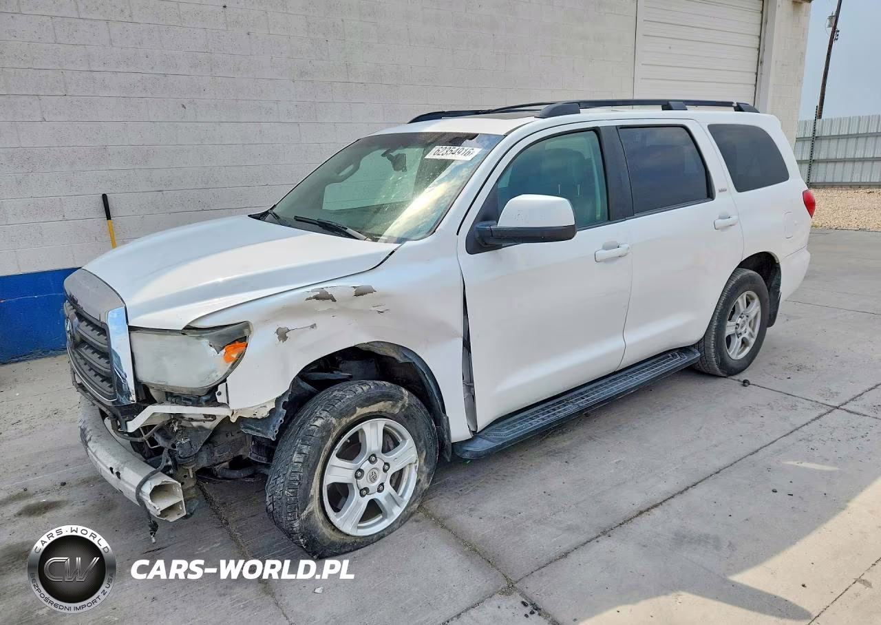 2013 Toyota Sequoia Sr5