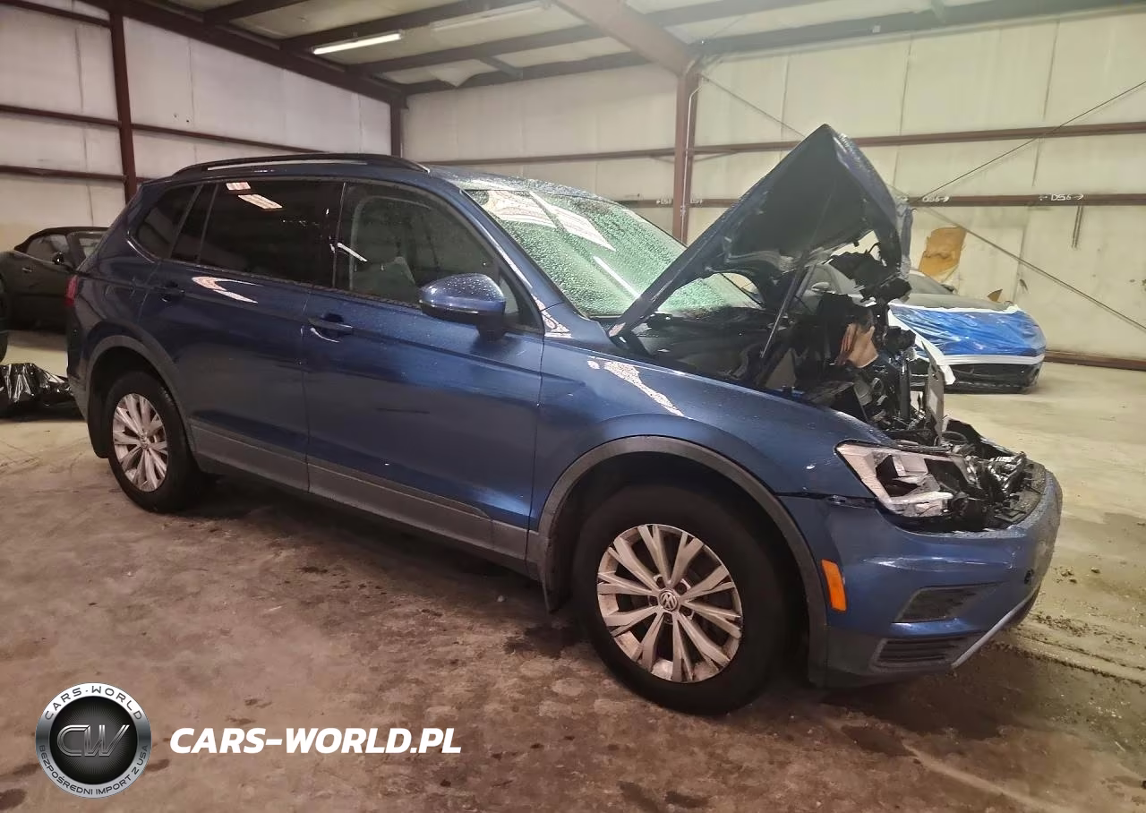 2018 Volkswagen Tiguan S VIN:3VV1B7AX0JM059116 - 4