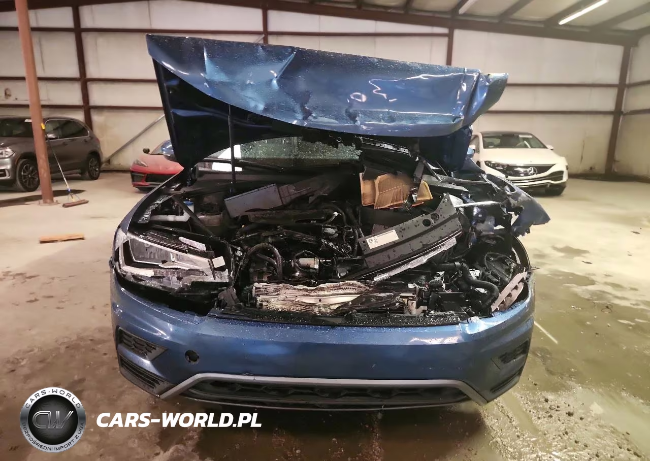 2018 Volkswagen Tiguan S VIN:3VV1B7AX0JM059116 - 5