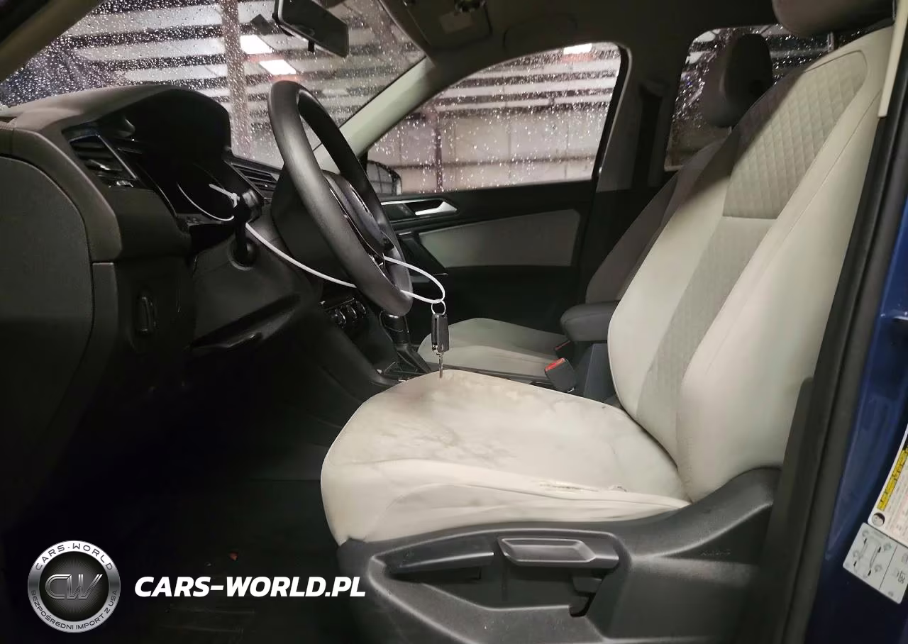 2018 Volkswagen Tiguan S VIN:3VV1B7AX0JM059116 - 7