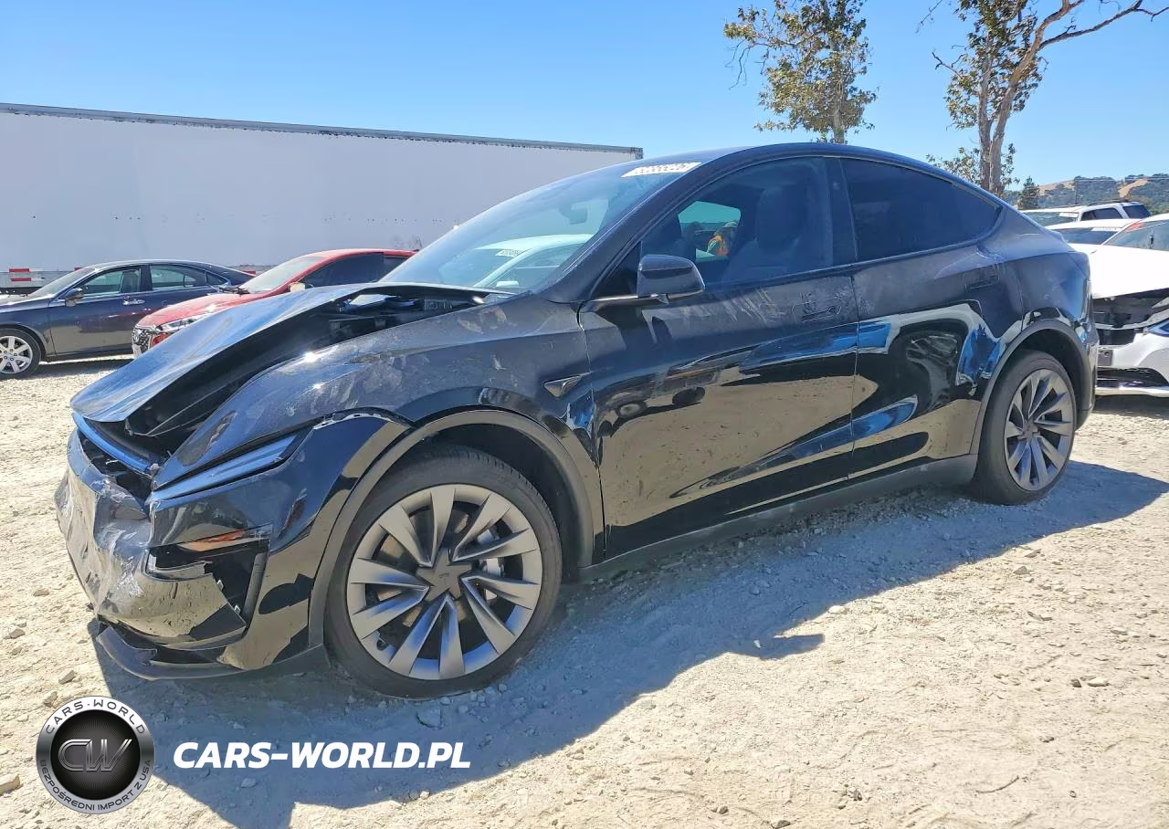 2026 Tesla Model Y VIN:7SAYGDED4TF618724 - 1