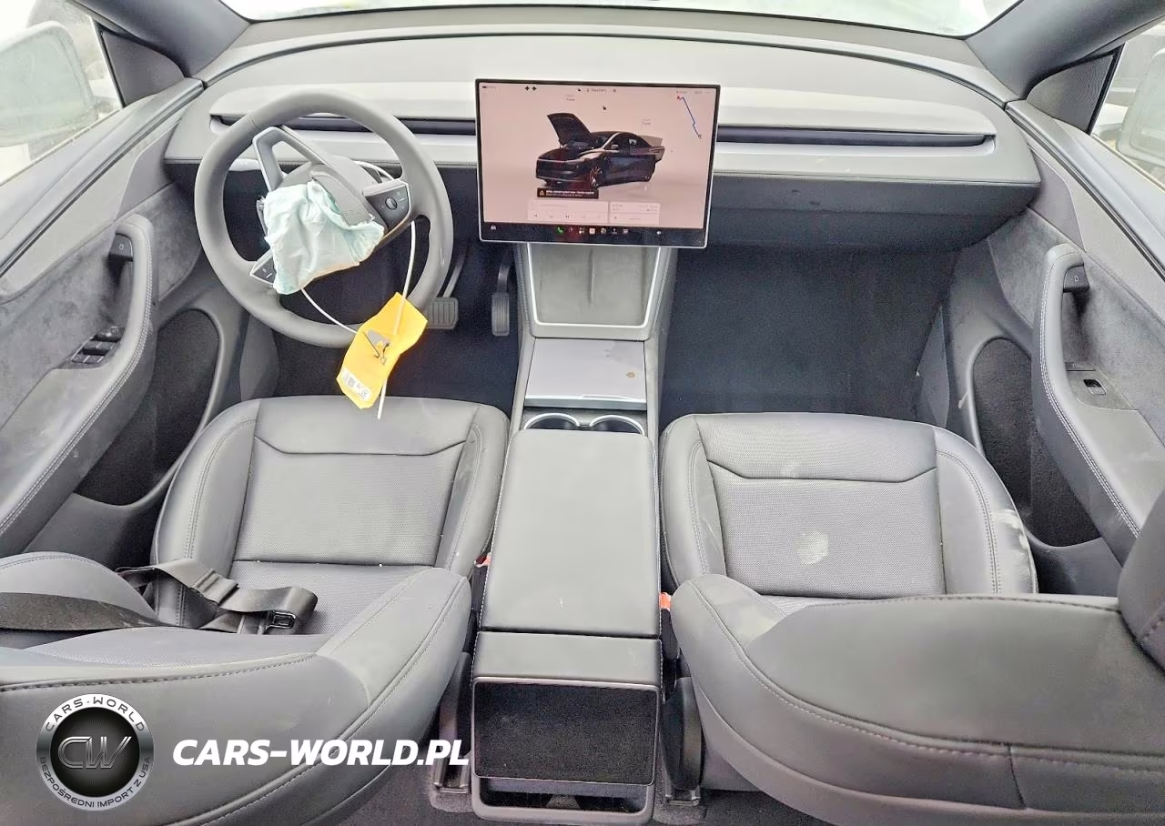 2026 Tesla Model Y VIN:7SAYGDED4TF618724 - 8