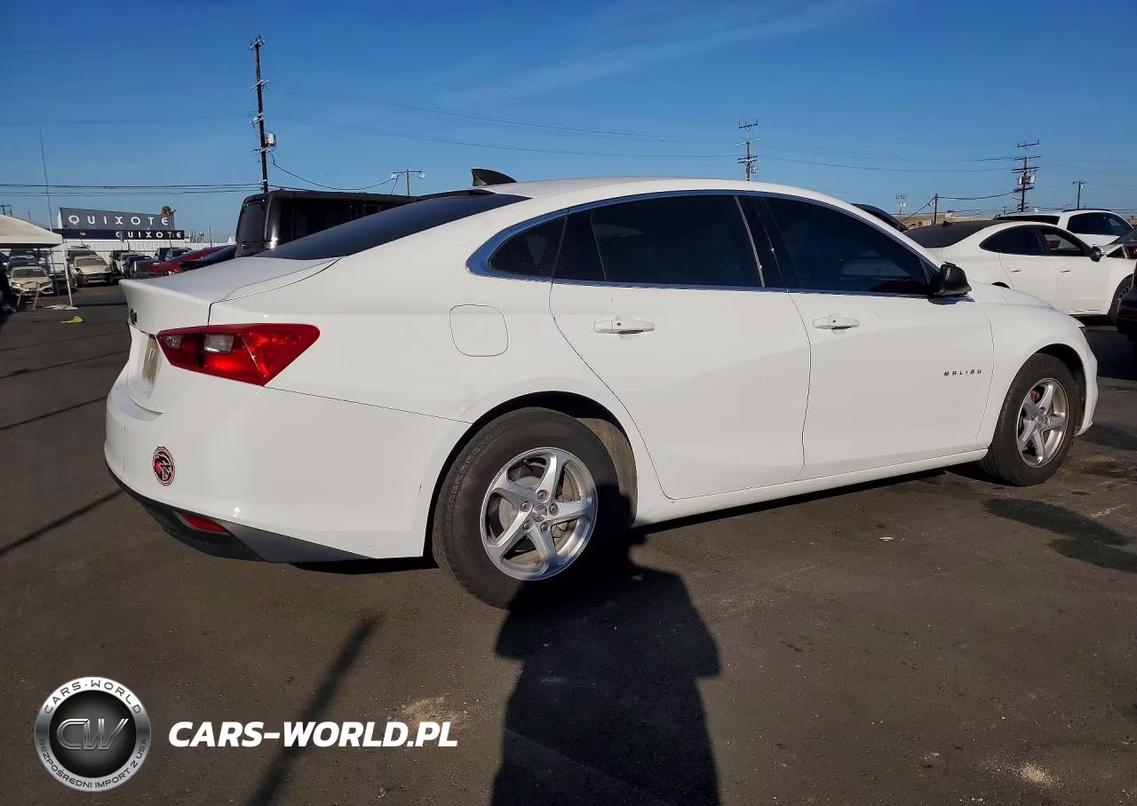 2018 Chevrolet Malibu Ls VIN:1G1ZB5ST1JF268777 - 3