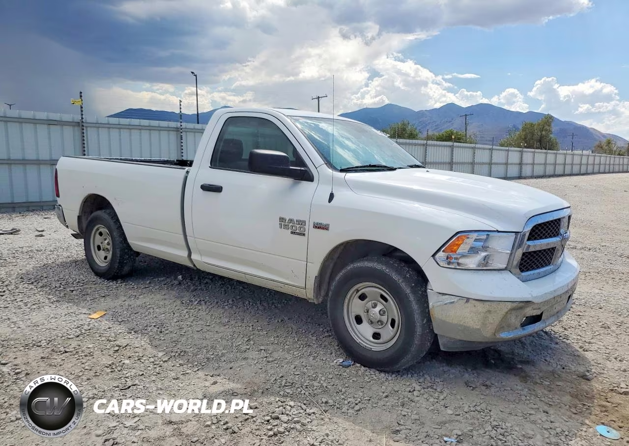 2019 Ram 1500 Classic Tradesman VIN:3C6JR6DT8KG532216 - 4