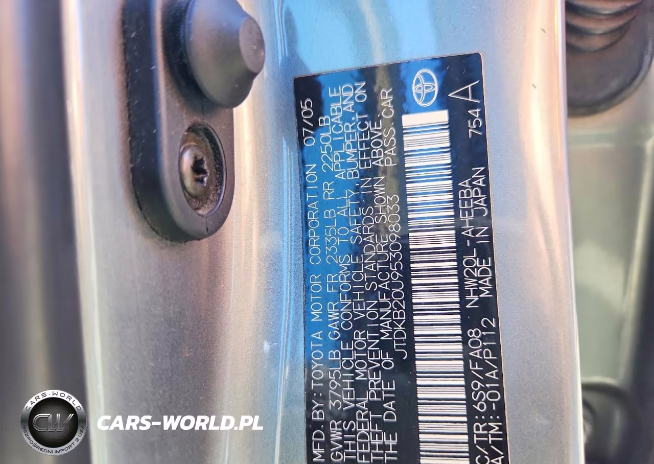 2005 Toyota Prius Base VIN:JTDKB20U953098033 - 12