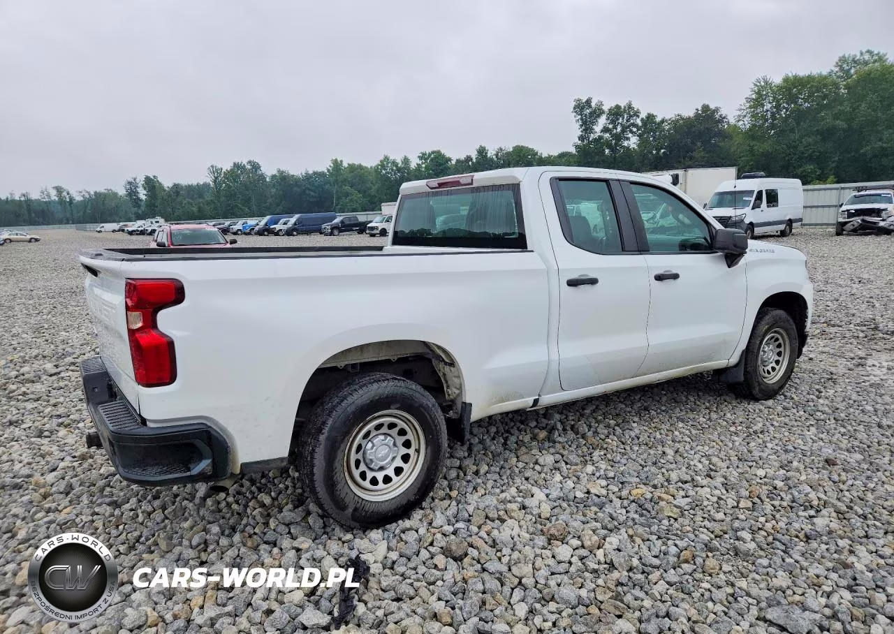 2019 Chevrolet Silverado C1500 VIN:1GCRWAEH6KZ418555 - 3