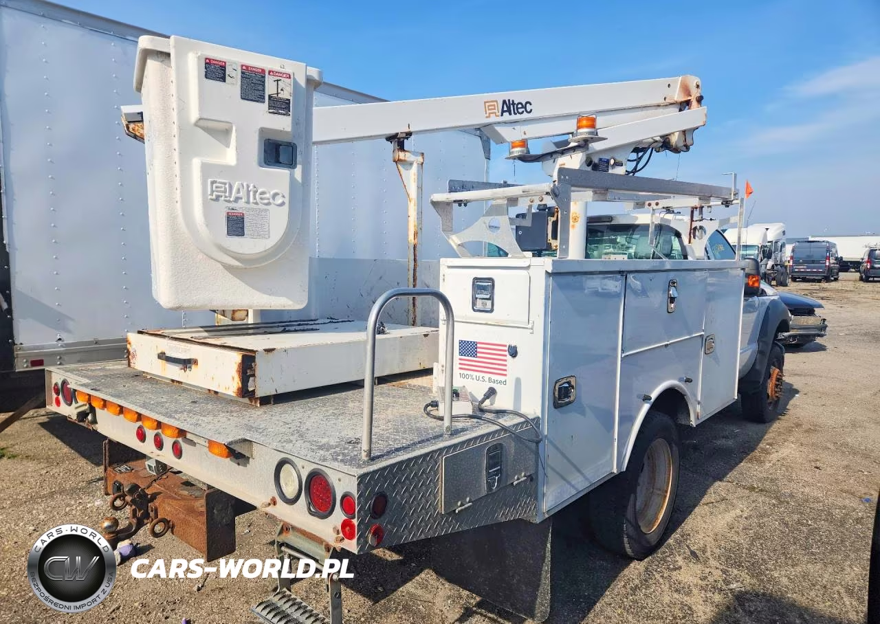 2012 Ford F450 Super Duty Bucket Truck VIN:1FDUF4GYXCEB87544 - 3