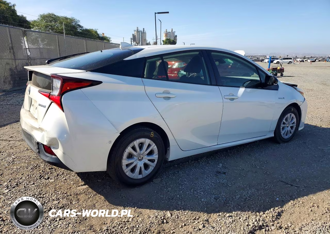 2019 Toyota Prius Le VIN:JTDKARFU5K3082992 - 3