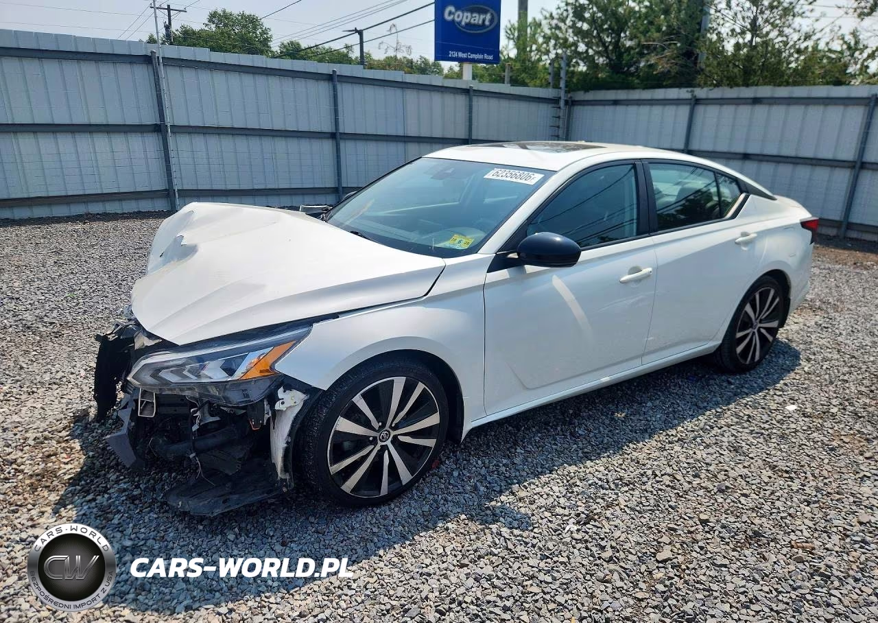 2021 Nissan Altima Sr