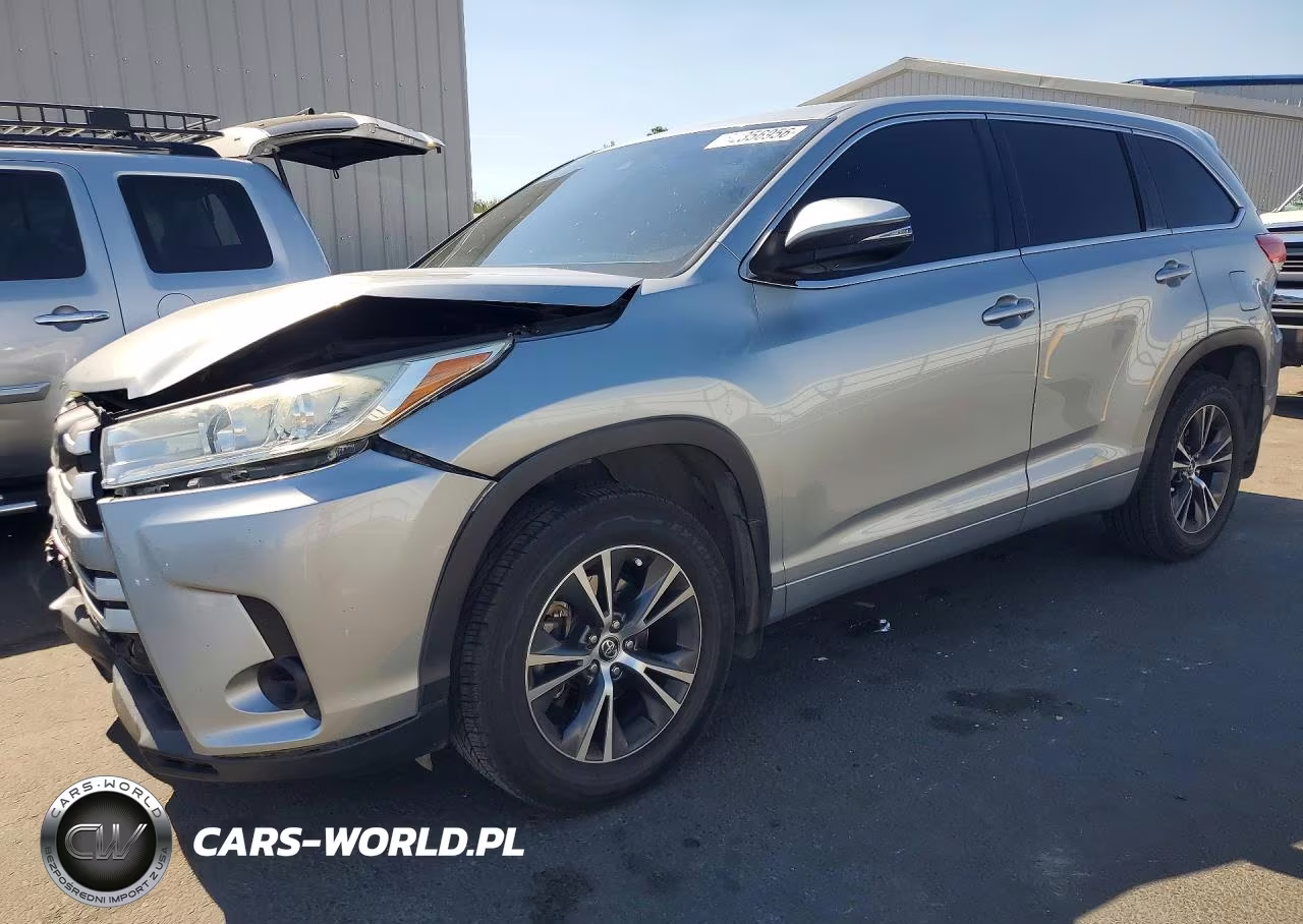 2018 Toyota Highlander Le
