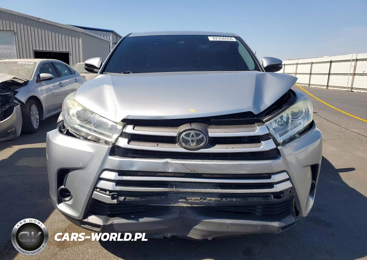 2018 Toyota Highlander Le VIN:5TDZARFH2JS039368 - 5