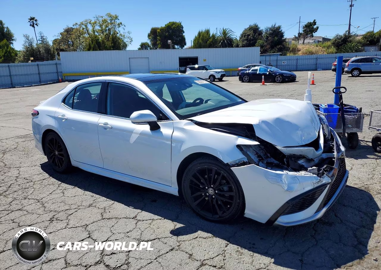 2023 Toyota Camry Xse VIN:4T1K61AK7PU750815 - 4