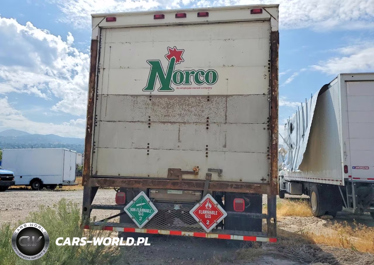 2010 Freightliner M2 106 Med VIN:1FVACXDT1ADAR5405 - 11