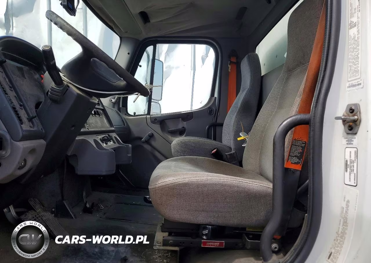 2010 Freightliner M2 106 Med VIN:1FVACXDT1ADAR5405 - 7
