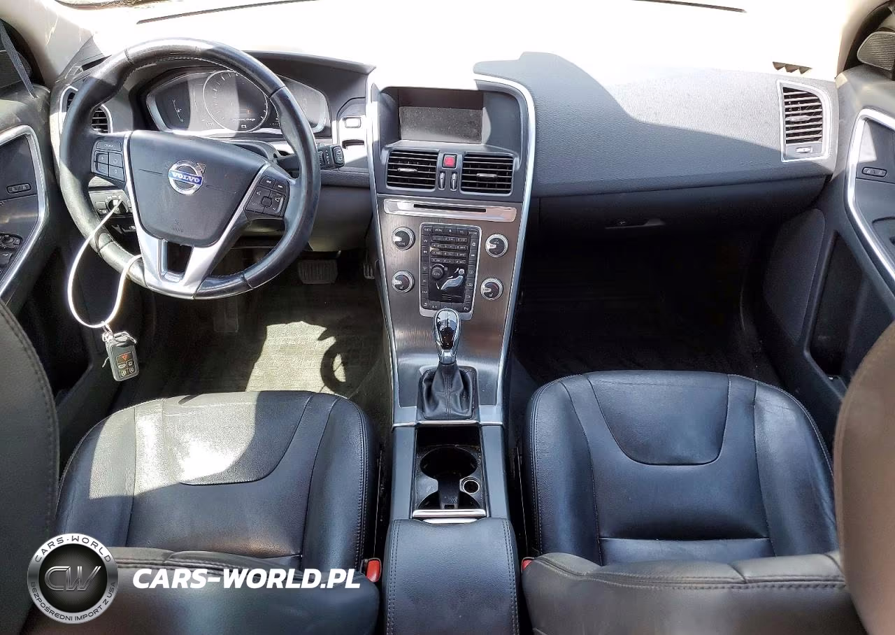 2016 Volvo Xc60 T5 Premier VIN:YV440MDK6G2782059 - 8