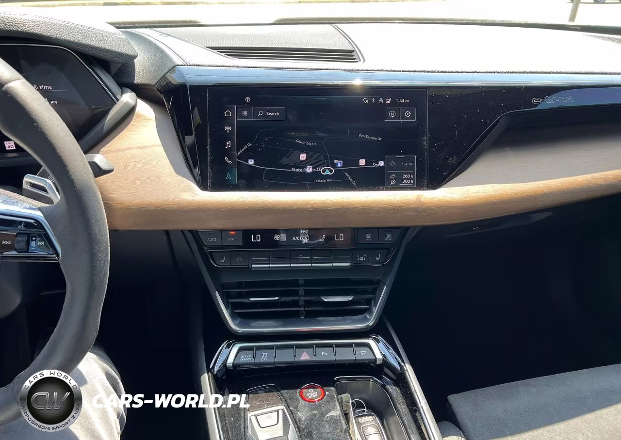 2022 Audi E-Tron Gt Premium Plus VIN:WAUFJBFW2N7006120 - 10