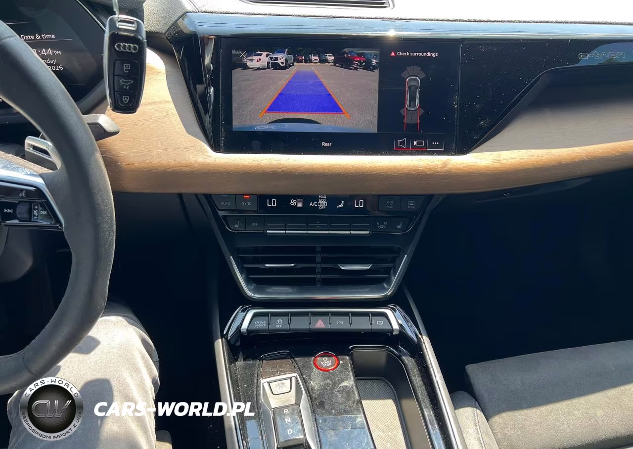 2022 Audi E-Tron Gt Premium Plus VIN:WAUFJBFW2N7006120 - 9
