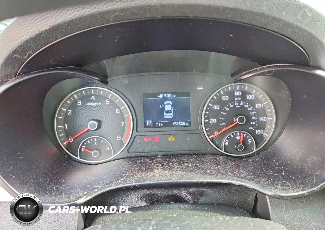 2019 Kia Optima Lx VIN:5XXGT4L31KG332839 - 9