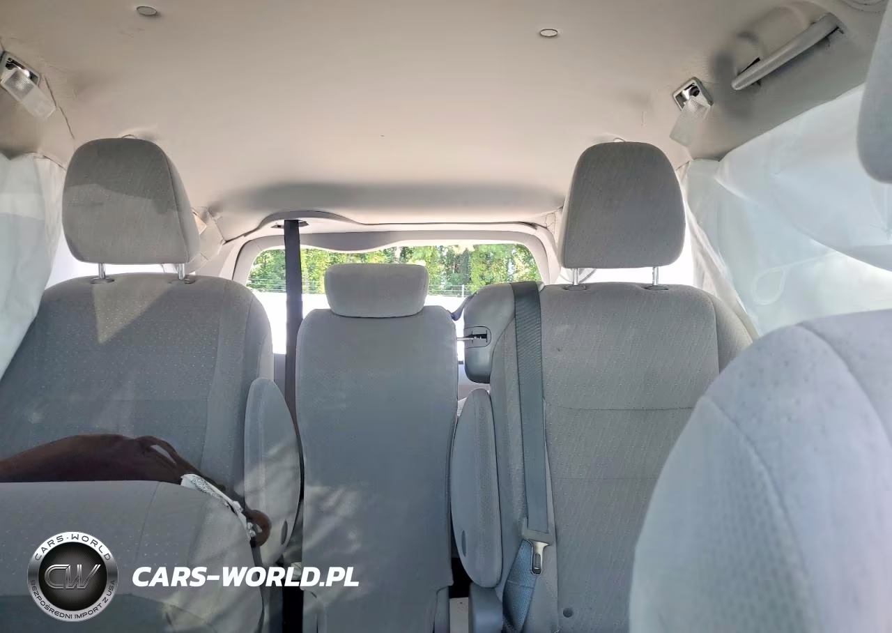 2020 Toyota Sienna Le VIN:5TDKZ3DCXLS081885 - 10