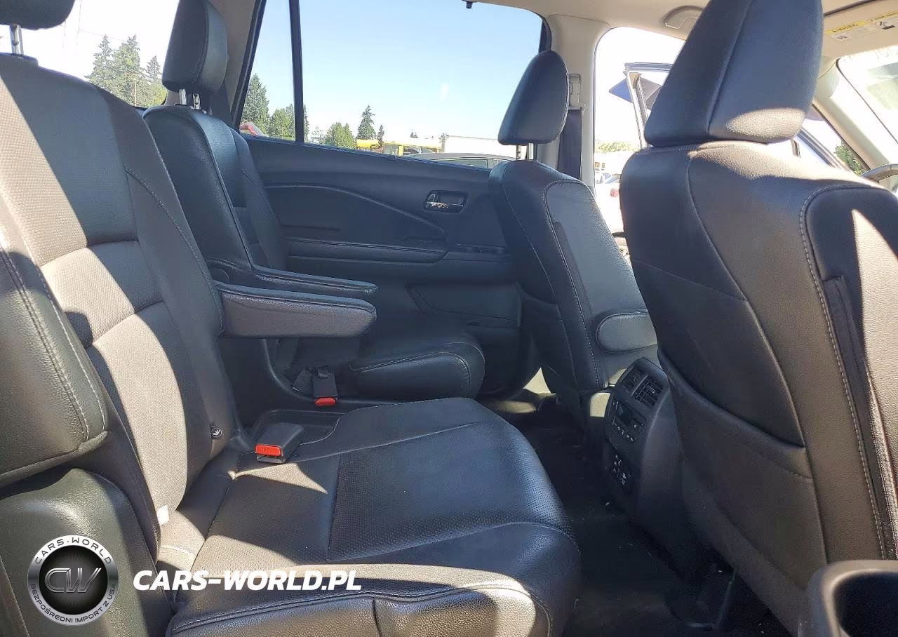 2016 Honda Pilot Elite VIN:5FNYF6H09GB123817 - 11