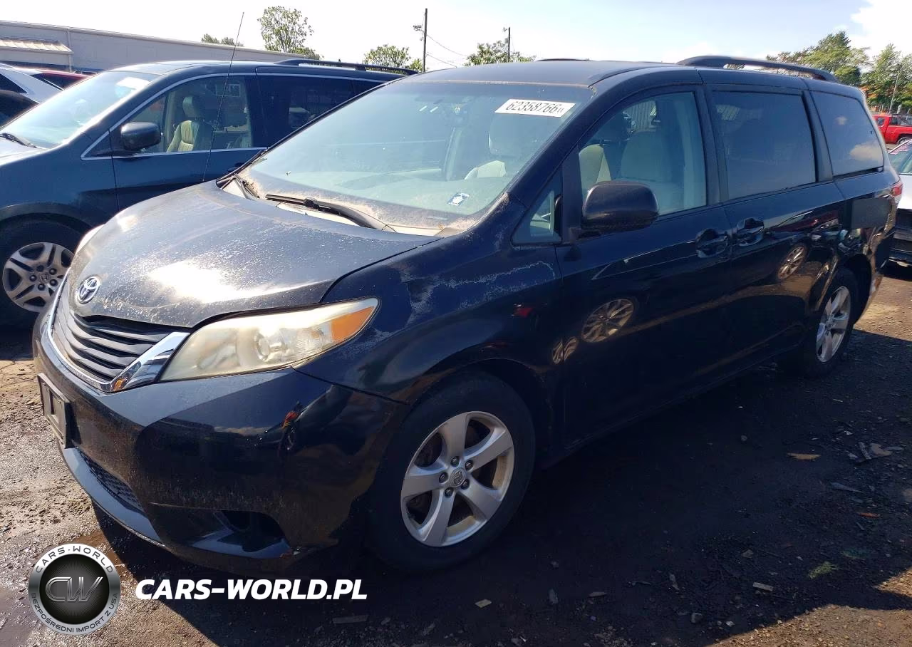 2012 Toyota Sienna Le