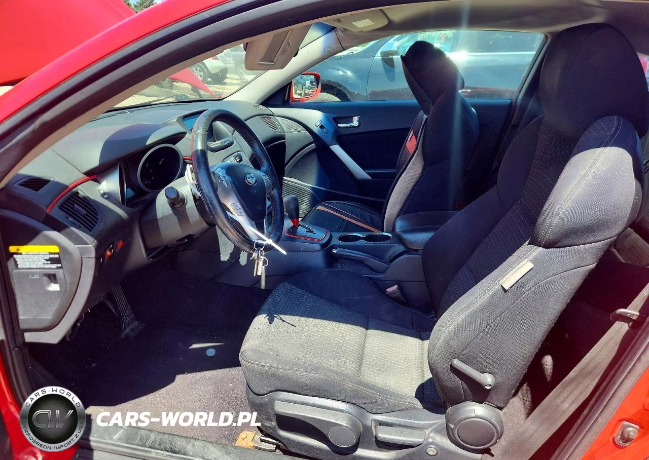 2010 Hyundai Genesis Coupe 2.0T VIN:KMHHT6KD4AU041105 - 7