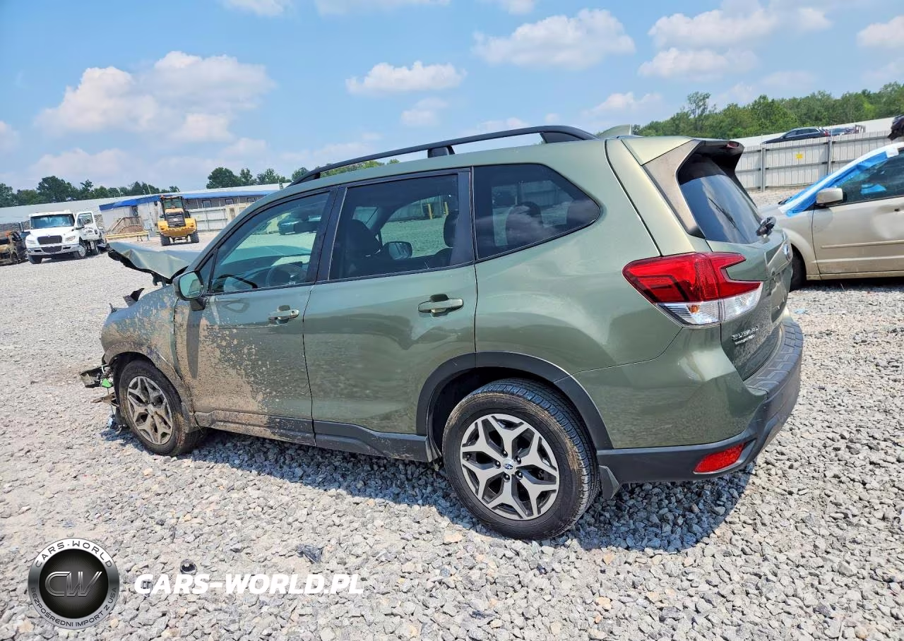 2021 Subaru Forester Premium VIN:JF2SKAJC2MH588865 - 2