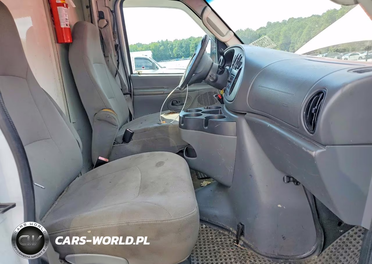 2008 Ford E350 Delivery Truck VIN:1FDSE35L88DA04926 - 7