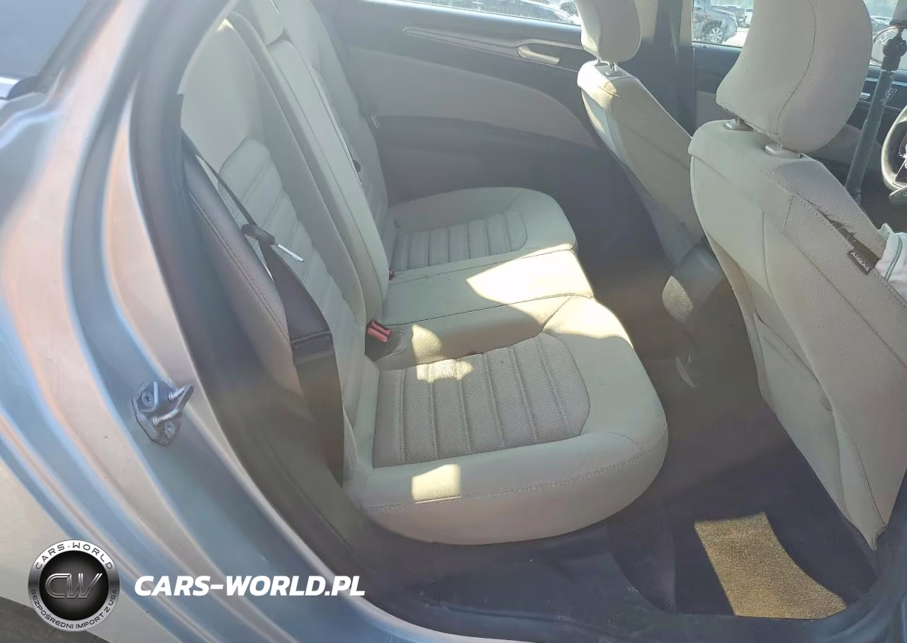 2018 Ford Fusion S Hybrid VIN:3FA6P0UU2JR122885 - 10
