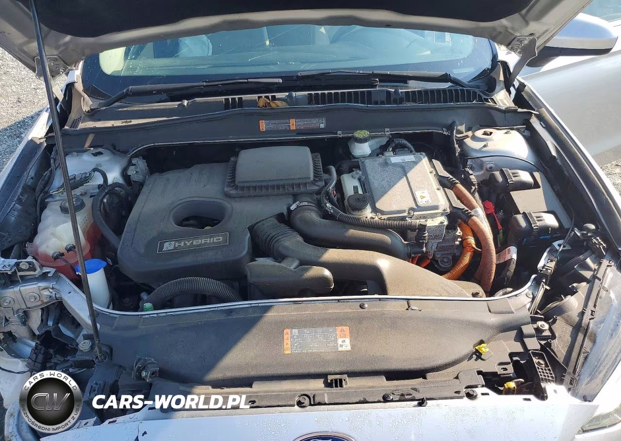 2018 Ford Fusion S Hybrid VIN:3FA6P0UU2JR122885 - 11