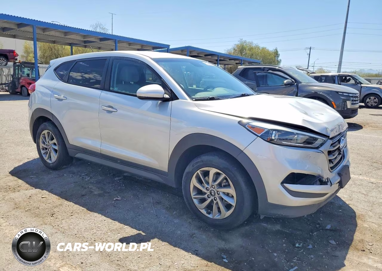 2018 Hyundai Tucson Se VIN:KM8J2CA42JU813458 - 4