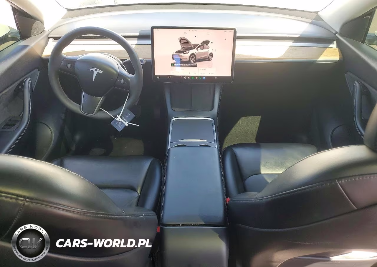 2022 Tesla Model Y VIN:7SAYGDEE5NF386307 - 8