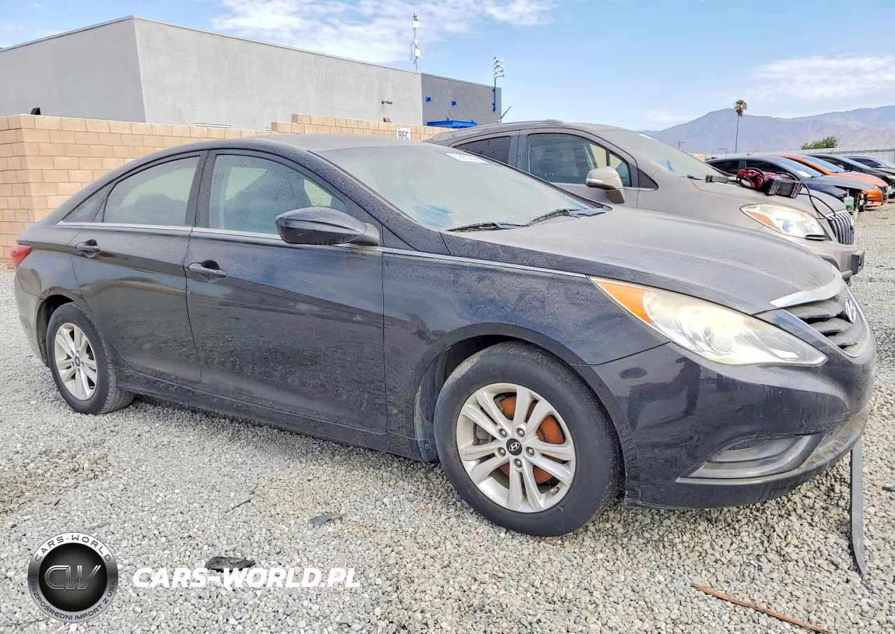 2013 Hyundai Sonata Gls VIN:5NPEB4AC9DH736377 - 4