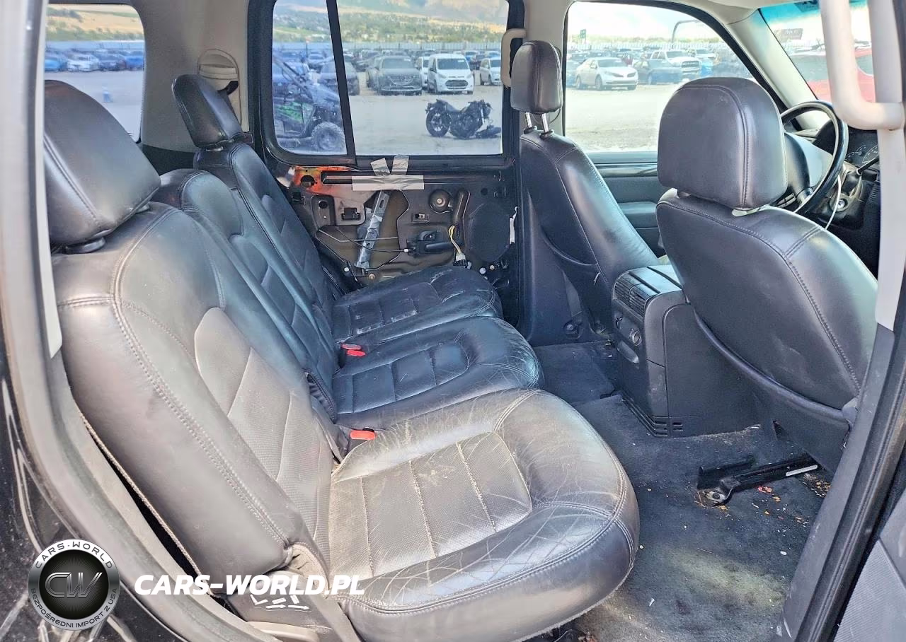 2002 Ford Explorer Limited VIN:1FMZU75W32ZB03571 - 10
