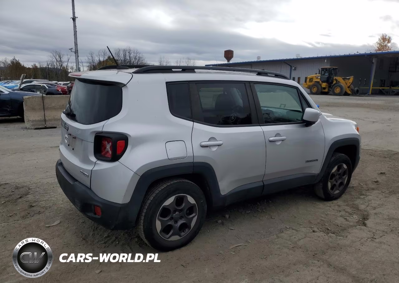 2015 Jeep Renegade Latitude VIN:ZACCJBBH0FPB52669 - 5