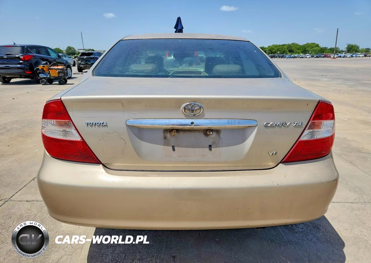 2003 Toyota Camry Xle V6 VIN:4T1BF32K23U060829 - 10