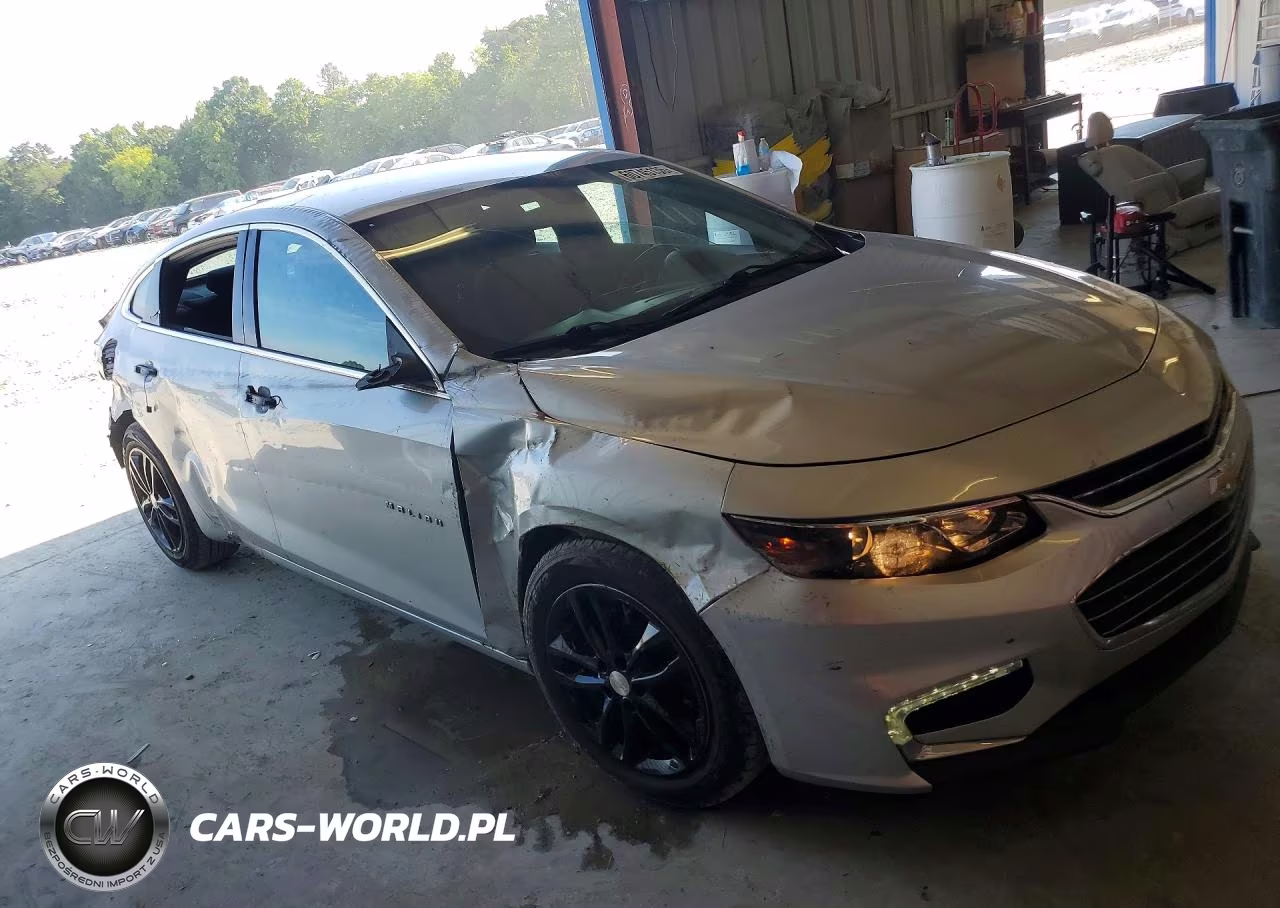 2017 Chevrolet Malibu Lt VIN:1G1ZE5ST1HF223453 - 4