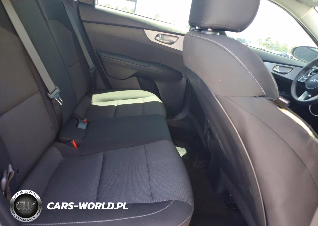 2024 Kia Forte Lxs VIN:3KPF24AD8RE805679 - 10