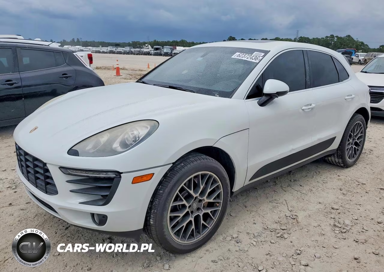 2015 Porsche Macan S