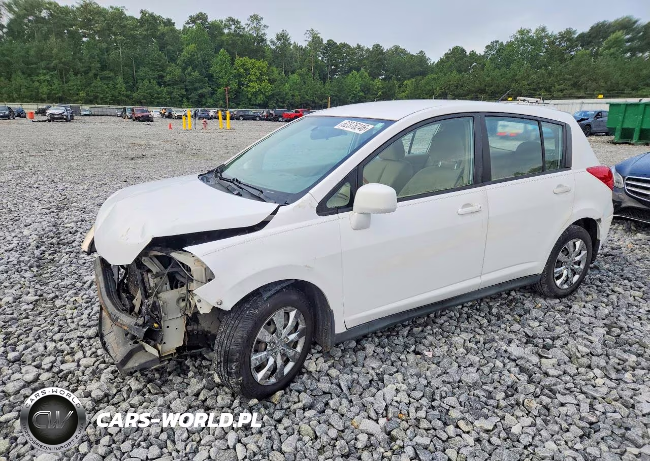 2008 Niss Versa S