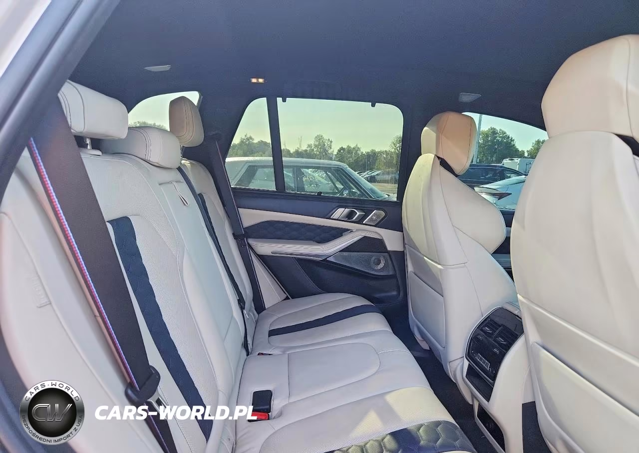 2022 BMW X5 M VIN:5YMJU0C09N9K25032 - 11