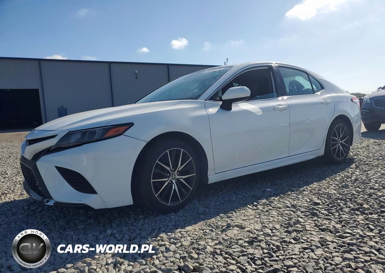 2020 Toyota Camry Se – zdjęcie 1 z 13