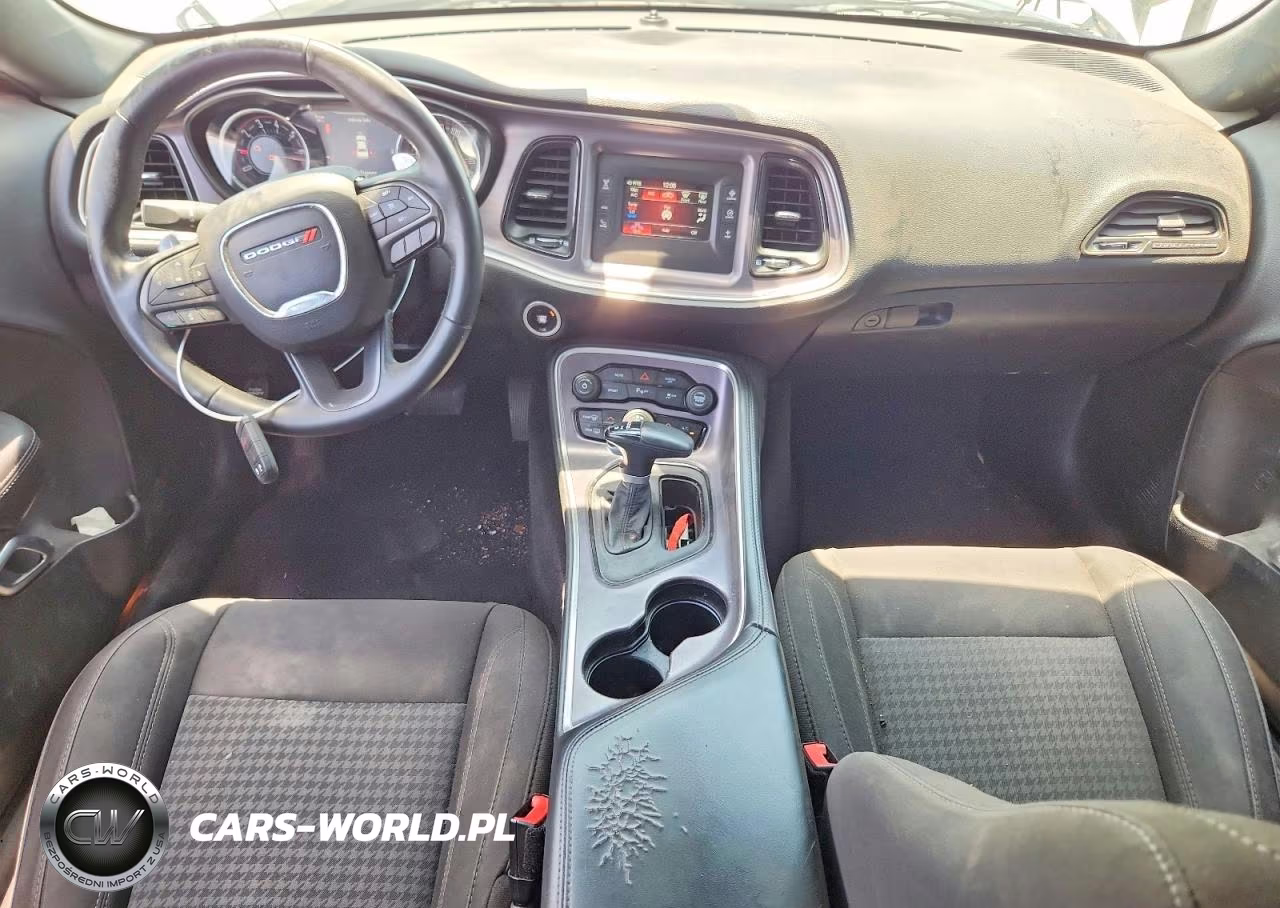 2017 Dodge Challenger Sxt VIN:2C3CDZAG5HH640184 - 8