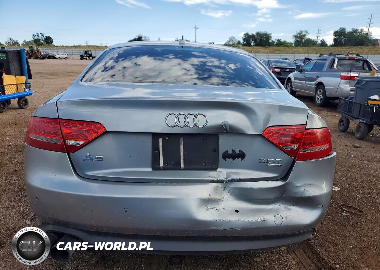 2010 Audi A5 Premium Plus VIN:WAULFAFR2AA041892 - 6