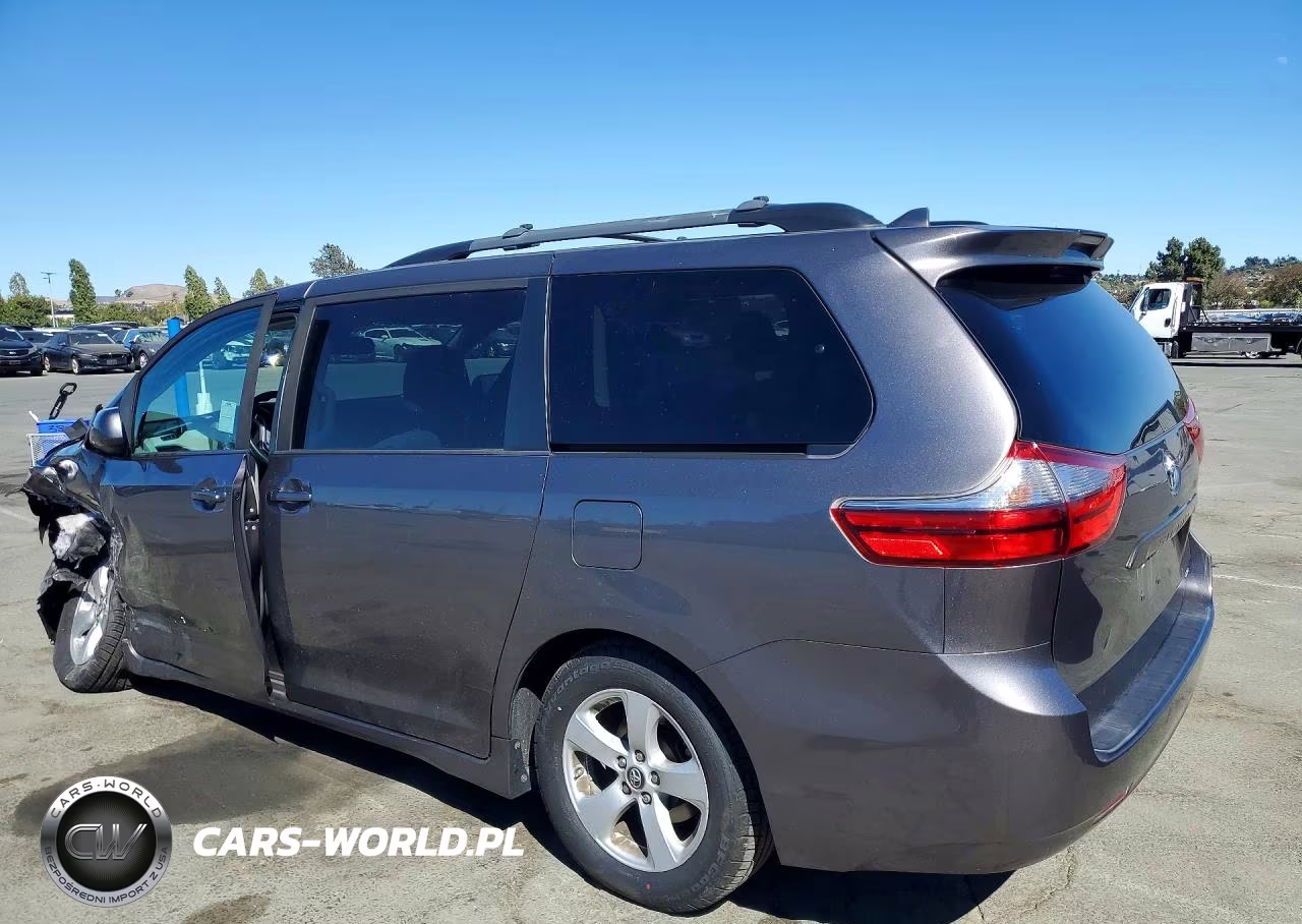 2020 Toyota Sienna Le VIN:5TDKZ3DC1LS040013 - 2