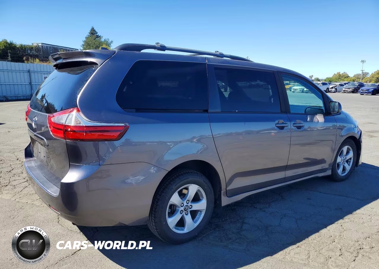 2020 Toyota Sienna Le VIN:5TDKZ3DC1LS040013 - 3