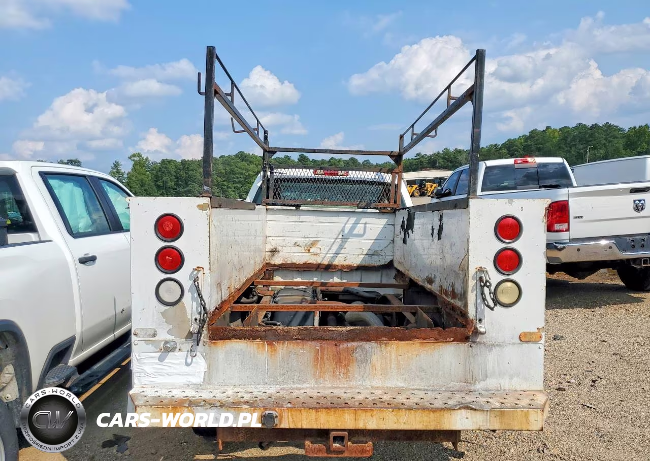 2003 GMC Sierra C2500 Heavy Duty VIN:1GDHC231X3F139916 - 6