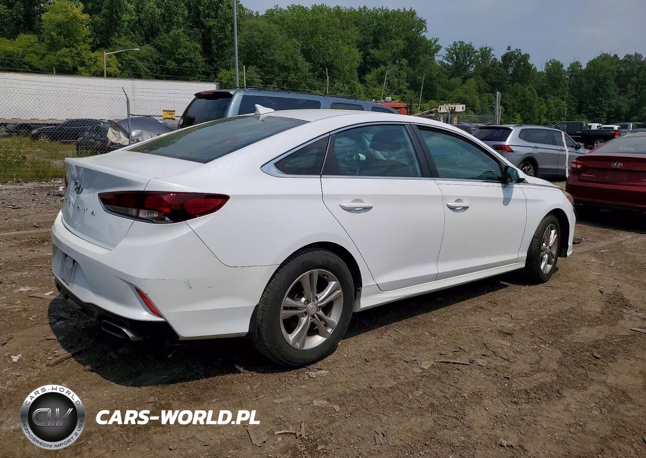 2018 Hyundai Sonata Se VIN:5NPE24AF4JH674330 - 3